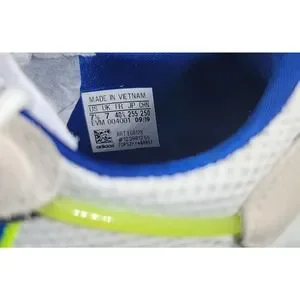 adidas | Shoes | Adidas Originals Ozweego Eg828 Men Casual  display picture 2